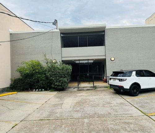 11-2305 N Hullen St, Metairie, LA, 70001-1988 | Card Image
