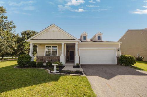 1152 Lake Forest Dr, Hebron, OH, 43025-9008 | Card Image