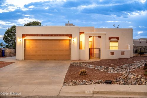 1191 Warm Springs Ln, Las Cruces, NM, 88011-4011 | Card Image