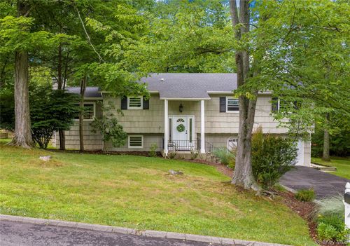 3207 Ronit Ct, Yorktown Heights, NY, 10598-1933 | Card Image