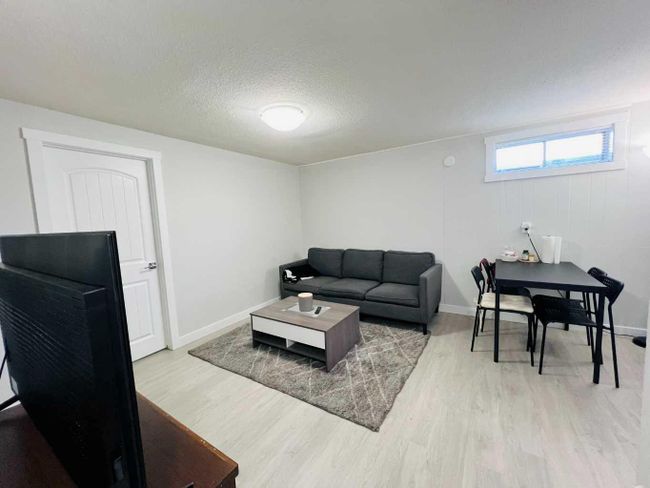 6132 Madigan Drive Ne, Home with 5 bedrooms, 2 bathrooms and 2 parking in Calgary AB | Image 27