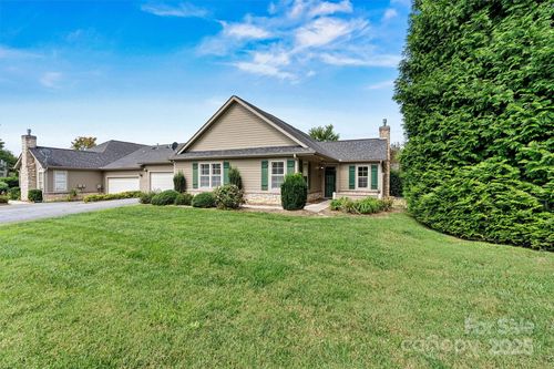 b-823 Wynnshire Dr, Hickory, NC, 28601-7346 | Card Image