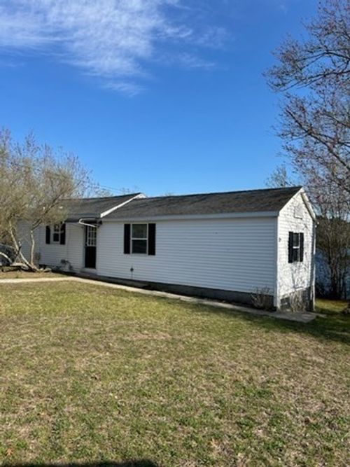 e-43 Agawam Lake Shore Dr, Wareham, MA, 02571 | Card Image