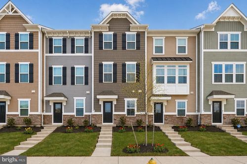 27 Sidney Ln, Stratford, NJ, 08084-1472 | Card Image