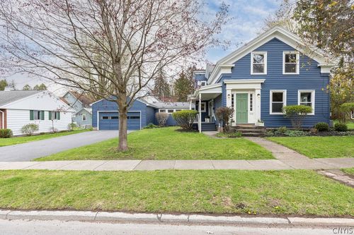 9 E Pleasant St, Hamilton, NY, 13346-1313 | Card Image