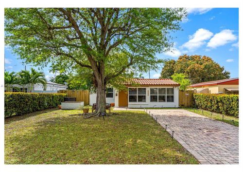 1482 Ne 175th St, North Miami Beach, FL, 33162 | Card Image