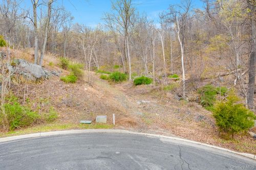 4 Weyant Rd, Fort Montgomery, NY, 10922-7706 | Card Image