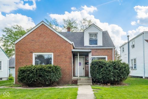 239 W 38th St, Anderson, IN, 46013-4207 | Card Image