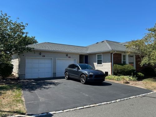 51 Brandywyne Dr, Florham Park, NJ, 07932-2853 | Card Image