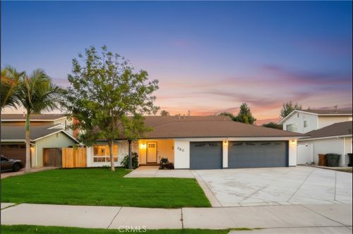 480 Cienaga Dr, Fullerton, CA, 92835-1104 | Card Image