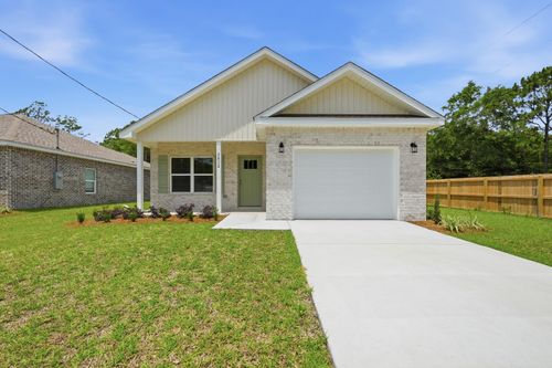 3812 Golden Acres Cir, Crestview, FL, 32539-9780 | Card Image