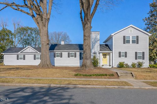 417 Glenwood Ave, Burlington, NC, 27215-5027 | Card Image