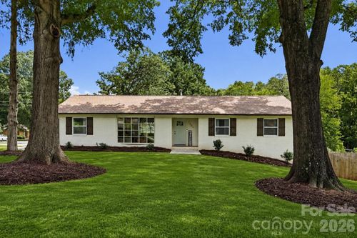 1301 Manchester Ln, Charlotte, NC, 28227-3313 | Card Image