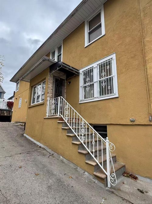 2730 Butler St, East Elmhurst, NY, 11369-1928 | Card Image