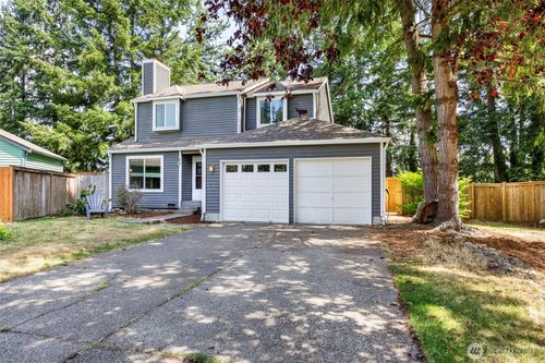 22740 Se 273rd St, Maple Valley, WA, 98038-8124 | Card Image