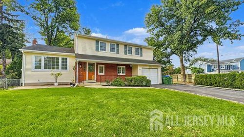 100 Dellwood Rd, Edison, NJ, 08820-3832 | Card Image