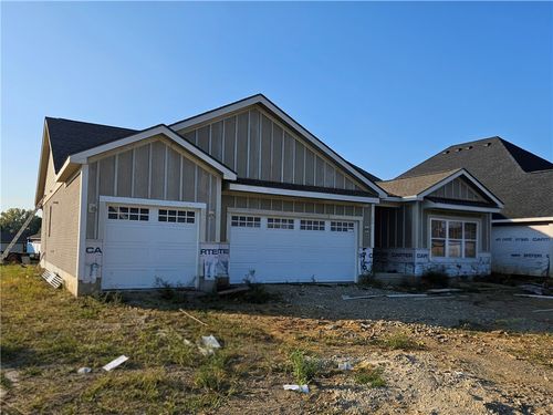 2276 Tandem Dr, Xenia, OH, 45385-6510 | Card Image