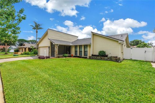 10857 97th St, Largo, FL, 33773-4444 | Card Image