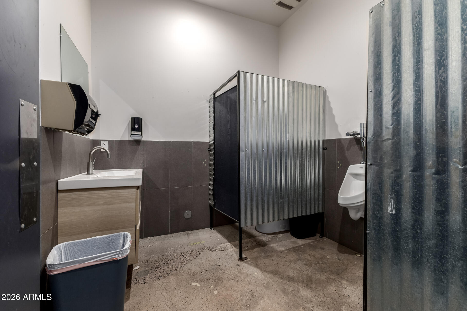 Commercial Sale in Phoenix 4