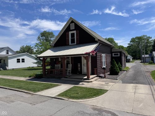 351 N Elm St, Hagerstown, IN, 47346-1316 | Card Image