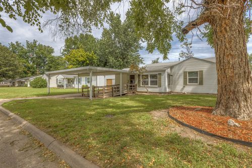 1349 E 42nd Place, Tulsa, OK, 74105 | Card Image