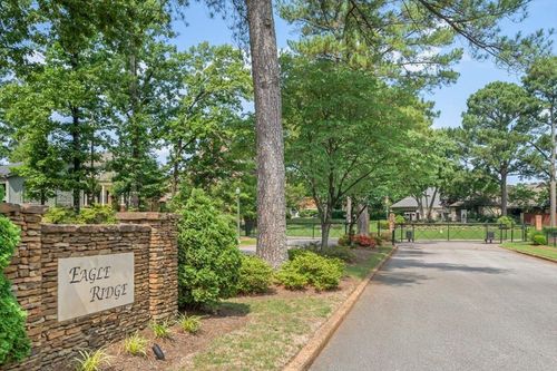 2490 Eagleridge Ln, Memphis, TN, 38016 | Card Image