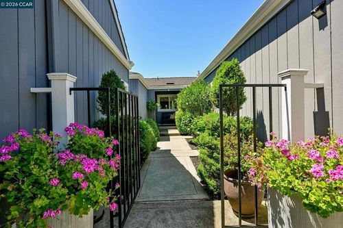 583 Rolling Hills Ln, Danville, CA, 94526-6227 | Card Image