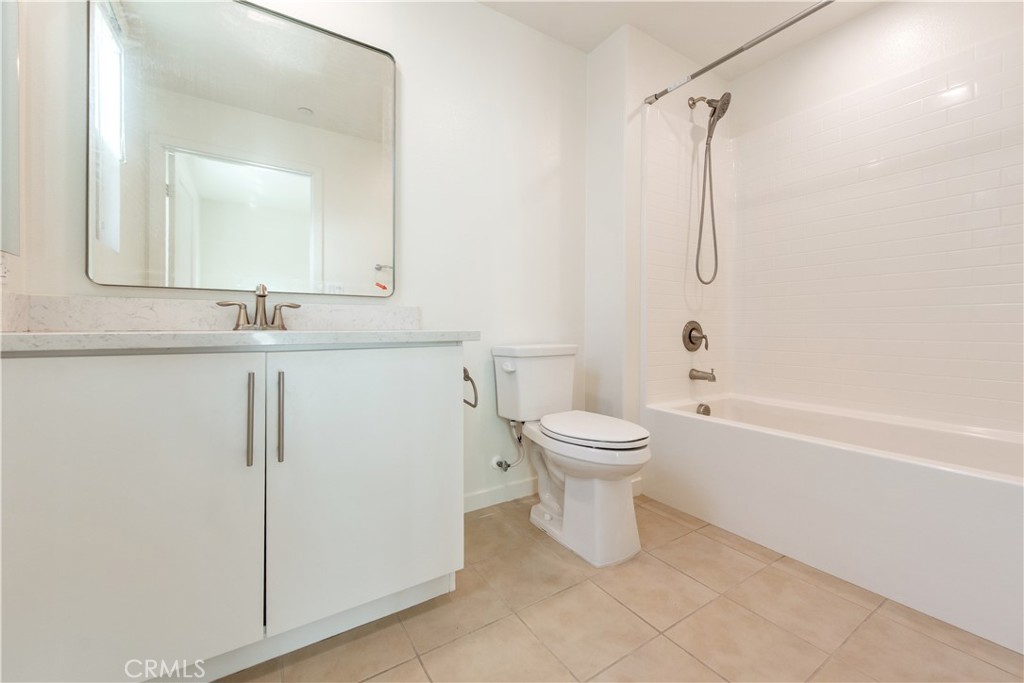 Residential Lease in Irvine 3