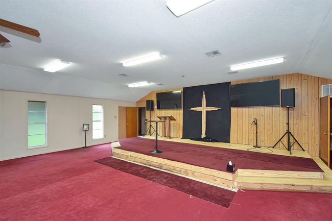 1750 Highway 327, Home with 0 bedrooms, 0 bathrooms and null parking in Silsbee TX | Image 12