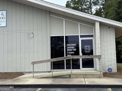 4-111 Colonial Way, Jesup, GA, 31545-0130 | Card Image