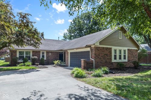 13953 Oak Ridge Rd, Carmel, IN, 46032-1228 | Card Image
