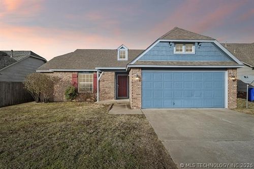 3606 Berkeley St, Broken Arrow, OK, 74014-1926 | Card Image