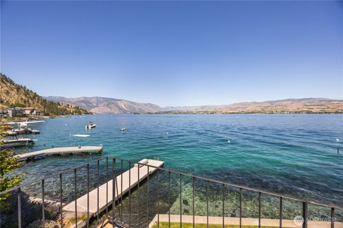 3132 S Lakeshore Road, Chelan, WA, 98816 | Card Image