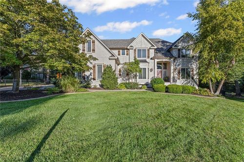 15145 Mohawk Cir, Leawood, KS, 66224-3830 | Card Image