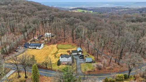 20 Summerfield Rd, Belvidere, NJ, 07823-2711 | Card Image