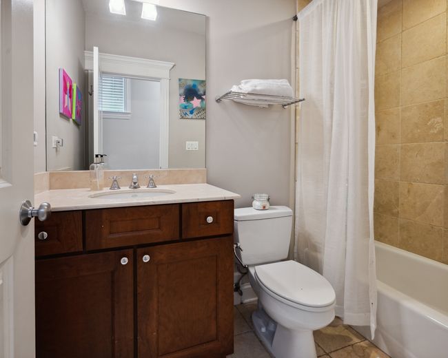 APT-1 - 1343 W Cornelia Ave, Home with 3 bedrooms, 3 bathrooms and null parking in CHICAGO IL | Image 14