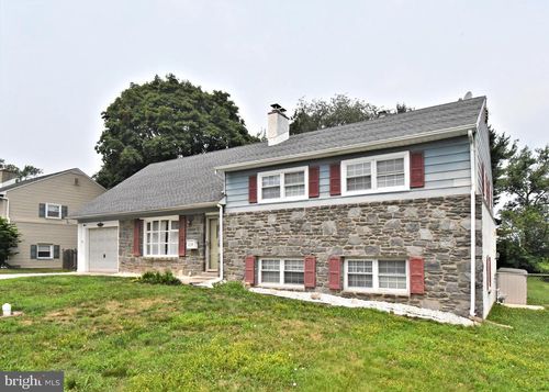559 General Muhlenberg Rd, King Of Prussia, PA, 19406-1627 | Card Image