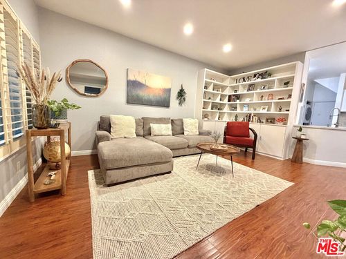 117 Via Colinas, Thousand Oaks, CA, 91362 | Card Image