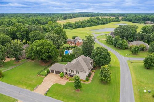 45 Greenbrier Lakes Cv, Piperton, TN, 38017-5399 | Card Image