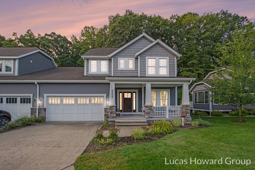 10-6550 Old Singapore Trl, Saugatuck, MI, 49453-8410 | Card Image