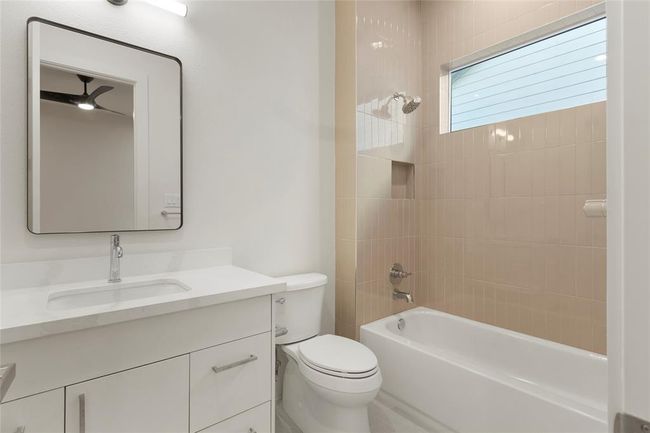 Secondary bedroom #2 ensuite bathroom | Image 26