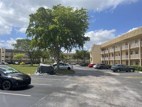 apt-202-8285 Sunrise Lakes Blvd, Sunrise, FL, 33322-1512 | Card Image