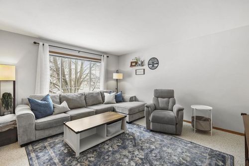 5121 Ridge Oak Drive, MADISON, WI, 53704 | Card Image