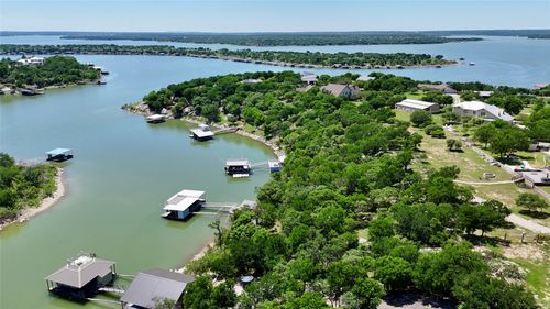 2007 Deepwater Rd, Brownwood, TX, 76801-0998 | Card Image