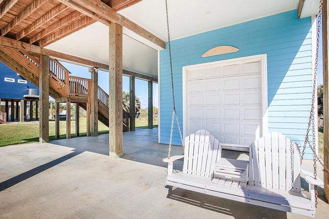 22310 Vista Del Mar, House other with 3 bedrooms, 2 bathrooms and null parking in Galveston TX | Image 9