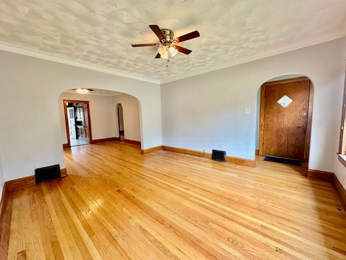 2010 11th Ave, Maywood, IL, 60153-3114 | Card Image
