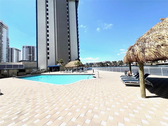 APT-12K - 1500 S Ocean Dr, Condo with 2 bedrooms, 2 bathrooms and null parking in Hollywood FL | Image 29
