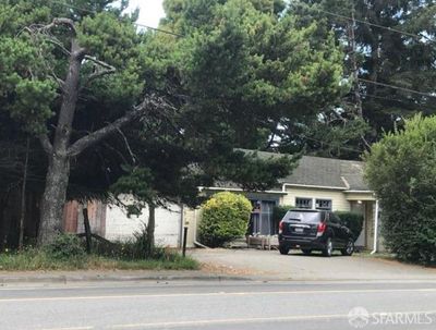 303 Elk Valley Road, House other with 3 bedrooms, 1 bathrooms and null parking in Crescent City CA | Image 1