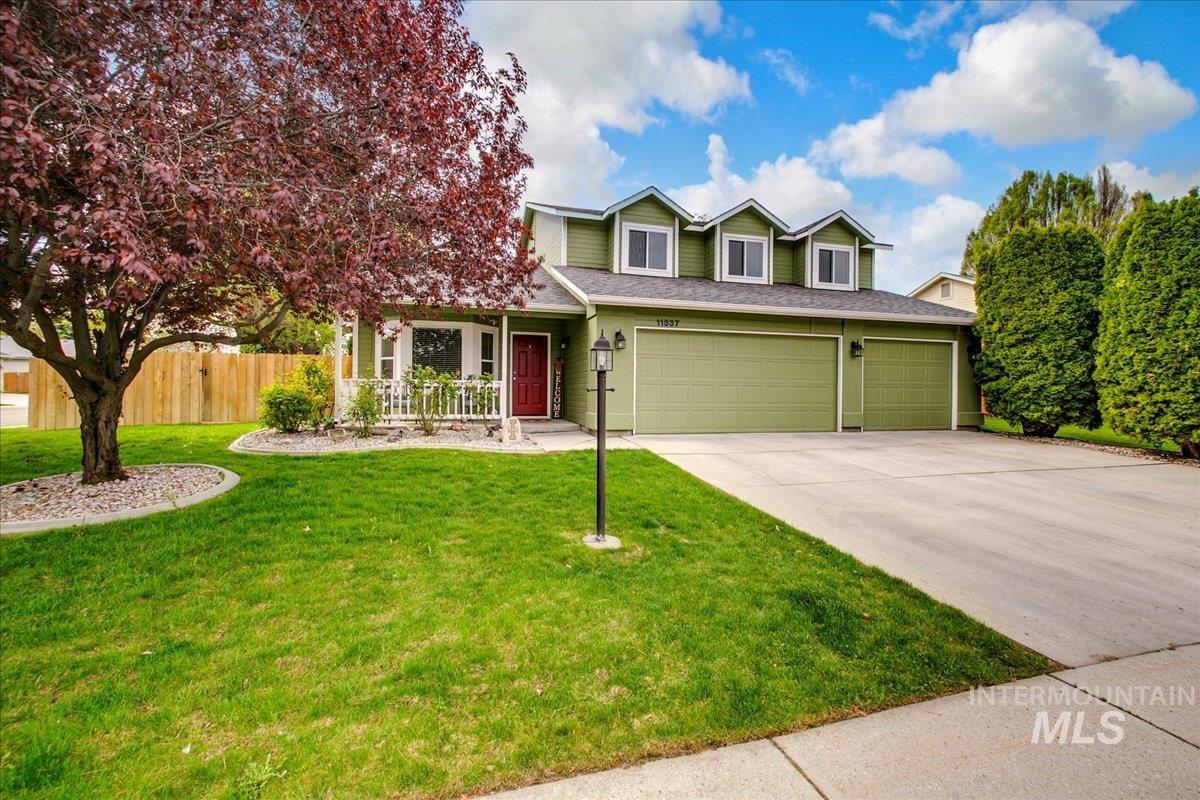 Rader Dr, Boise, ID 83713