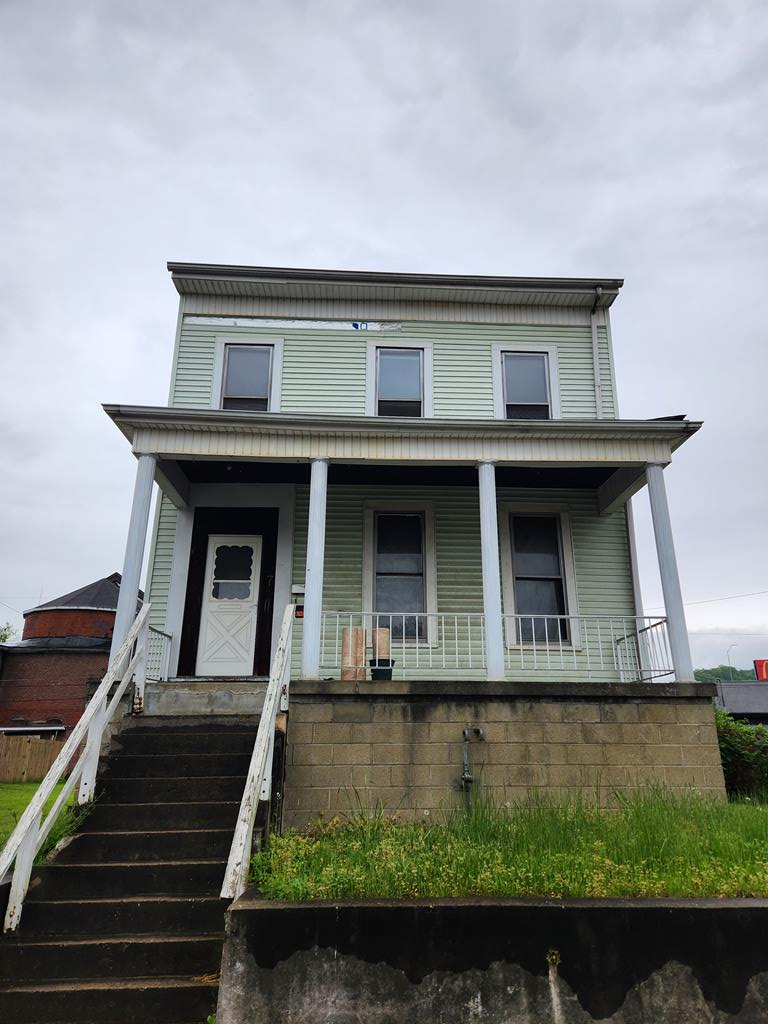 Penn St, Wheeling, WV 26003
